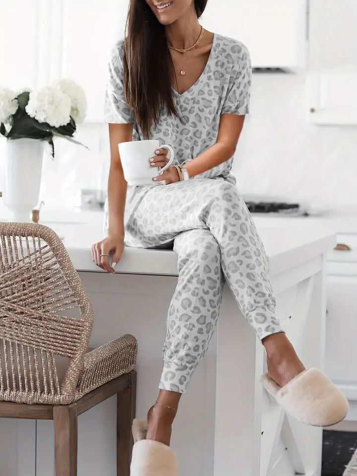 Casual 2 Piece Short Sleeve and Pants Leopard Print Lounge Set